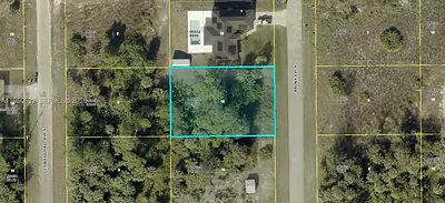 524 Bronx Ave. Lehigh Acres FL
