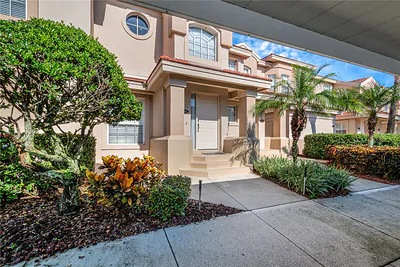 421 ENCLAVE PLACE Lakeland FL