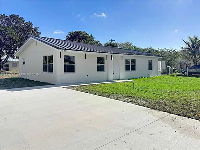 2338 2nd Ct SE Vero Beach FL