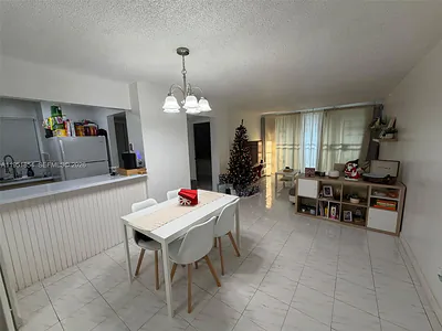 8841 W Flagler St 113 #113 Miami FL