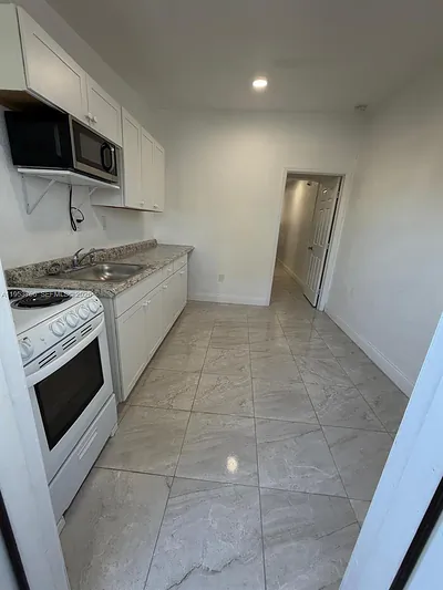 5245 NW 192nd Ln 1 #1 Miami Gardens FL
