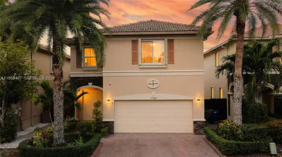 11287 NW 43rd Ter Doral FL