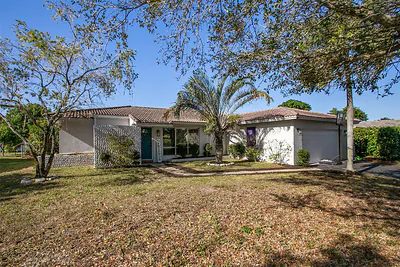 846 Ramblewood Drive, Coral Springs, FL 33071 Coral Springs FL