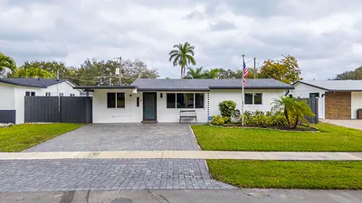 5070 SW 94 Terrace, Cooper City, FL 33328 Cooper City FL