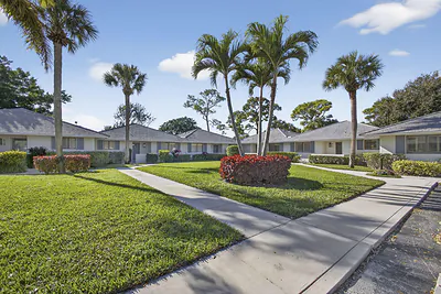 516 Club Drive, Palm Beach Gardens, FL 33418 Palm Beach Gardens FL