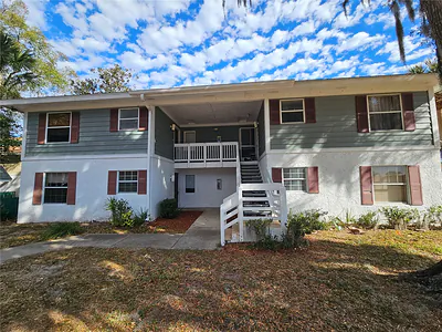 8225 FAIRWAYS CIRCLE F102 #F102 Ocala FL