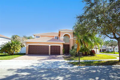 2023 NW 141st Ave Pembroke Pines FL