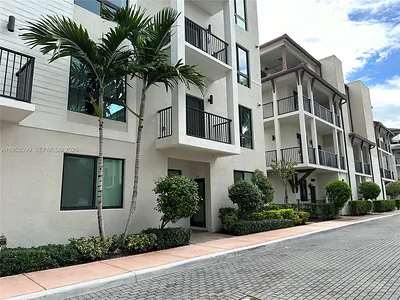 4745 NW 84th Ct 22 #22 Doral FL