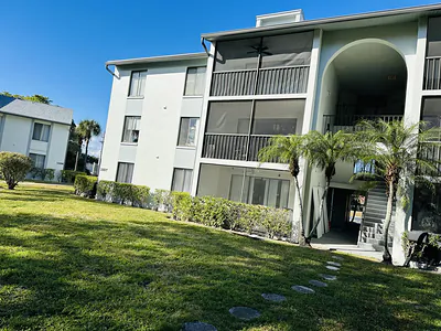 1007 Green Pine Blvd G3, West Palm Beach, FL 33409 #G3 West Palm Beach FL