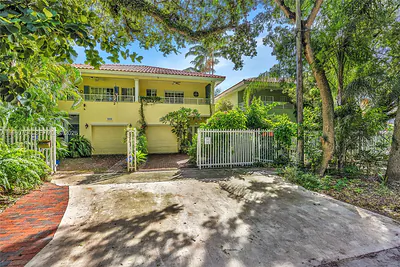 3233 Gifford Ln 3233 #3233 Coconut Grove FL