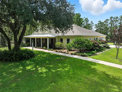 2238 COUNTY ROAD 243C Wildwood FL