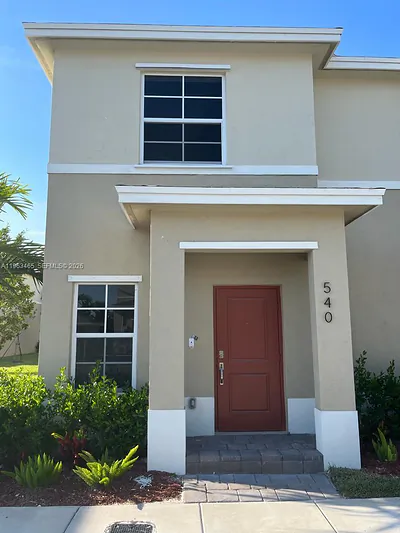 540 NE 4th St Florida City FL