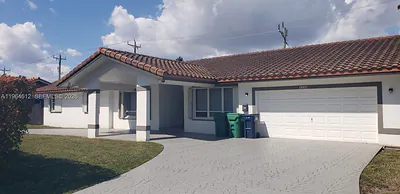 9835 SW 56th St Miami FL