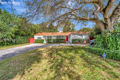 77 NE 95th St . #. Miami Shores FL