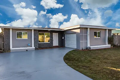 2501 NW 84th Way, Sunrise, FL 33322 Sunrise FL