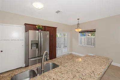9481 Stanley Ln 9481 #9481 Tamarac FL