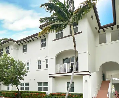 8760 NW 97th Ave 203 #203 Doral FL