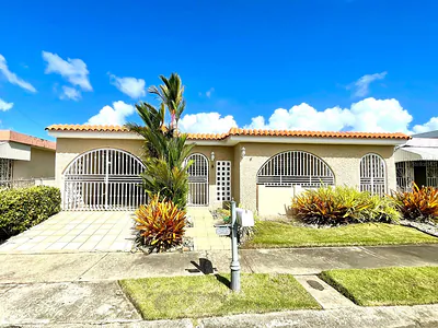 C40 CALLE 8 VILLA UNIVERSITARIA Humacao PR