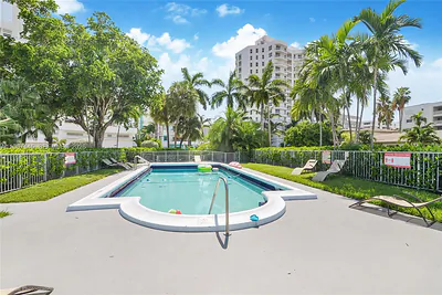 9800 E Bay Harbor Dr 9 #9 Bay Harbor Islands FL