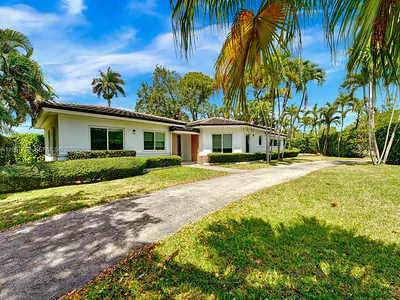 4020 Riviera Dr Coral Gables FL