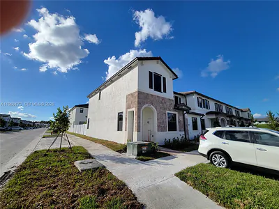 11404 W 33rd Ct 11404 #11404 Hialeah FL