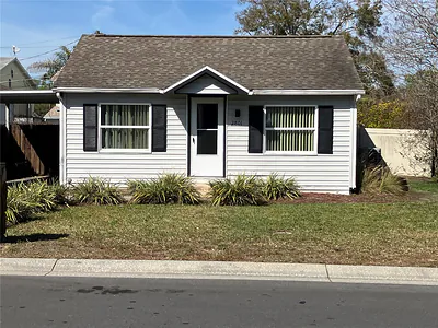2801 61ST AVENUE N St Petersburg FL