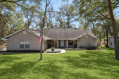 30768 PRESTWICK AVENUE Sorrento FL