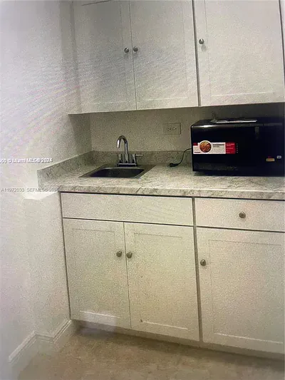 5802 W 2nd Ct 0 Hialeah FL