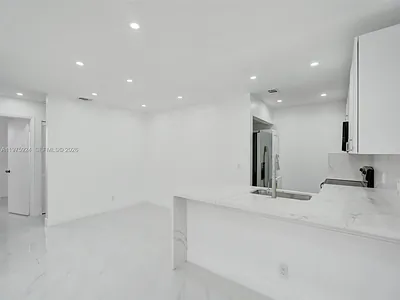 10051 Winding Lake Rd 201 #201 Sunrise FL