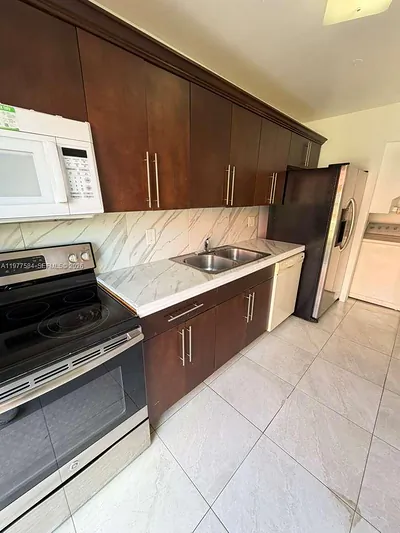 2462 NW 52nd Ave 2462 #2462 Lauderhill FL