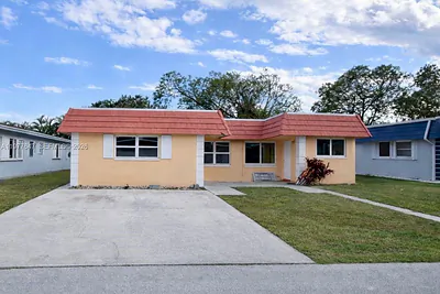 7400 NW 76th Ct 1 #1 Tamarac FL