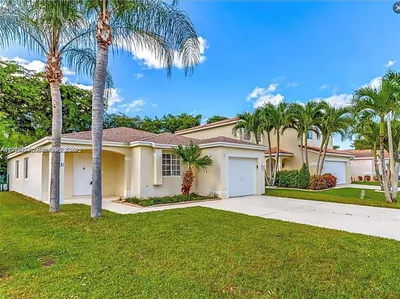 1213 SW 46th Way Deerfield Beach FL