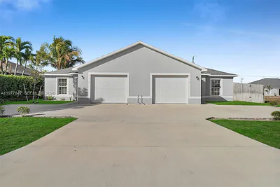 614 SW 3rd CT 614 #614 Cape Coral FL