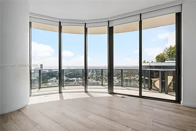 45 SW 9 Street 4706 #4706 Miami FL