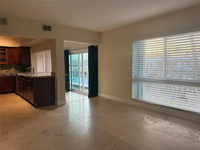861 SE 22nd Ave 4 #4 Pompano Beach FL