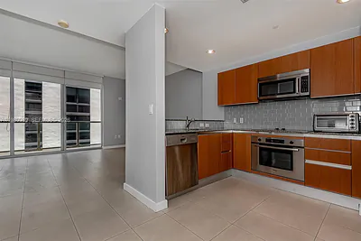 1050 Brickell Ave 2822 #2822 Miami FL