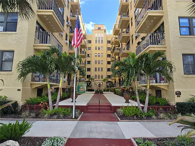 130 4TH AVENUE N 615 #615 St Petersburg FL