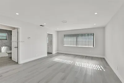 5657 Grant St 5 #5 Hollywood FL