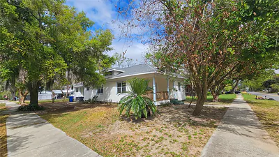 305 AVENUE B NE Winter Haven FL