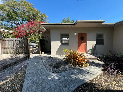 1130 NE 3rd Avenue R1, Fort Lauderdale, FL 33304 #R1 Fort Lauderdale FL