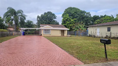 2855 Funston St Hollywood FL