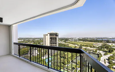 2425 Presidential Way Way 1703, West Palm Beach, FL 33401 #1703 West Palm Beach FL