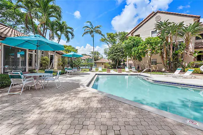 4221 W Mcnab Rd 42 #42 Pompano Beach FL