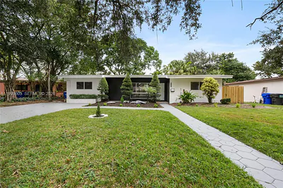 5727 Harrison St Hollywood FL