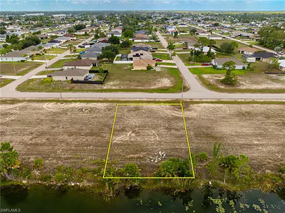 3502 NE 15th AVE CAPE CORAL FL