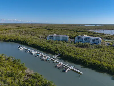 200 Stevens Landing DR B305 #B305 MARCO ISLAND FL
