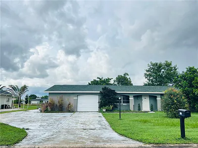 1543 Medford PL LEHIGH ACRES FL