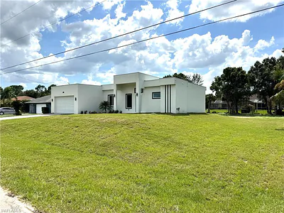 515 Broadway AVE LEHIGH ACRES FL