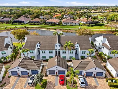 5963 Sand Wedge LN 203 #203 NAPLES FL