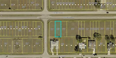 2104 Diplomat PKWY E CAPE CORAL FL